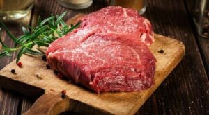 Czerwone mięso w centrum kontrowersji: zdrowie, etyka i środowisko
